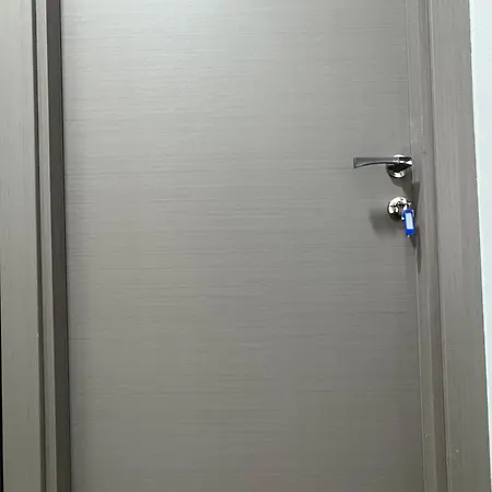 Dubai Marina * スコピエ