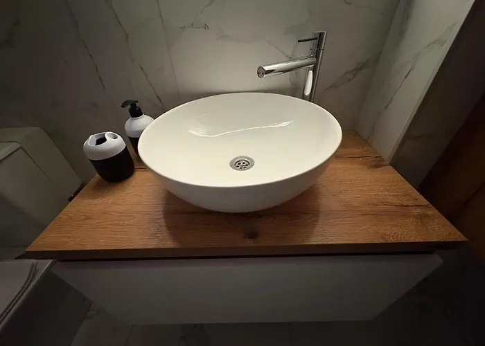 Dubai Marina * Skopje